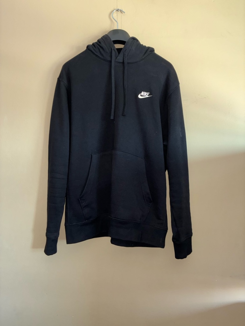 Nike Black Fleece Pullover Hoodie - Men's Casual Sweatshirt